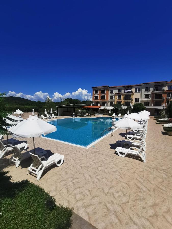 Lily Beach - Apartment 408A Созополь Экстерьер фото